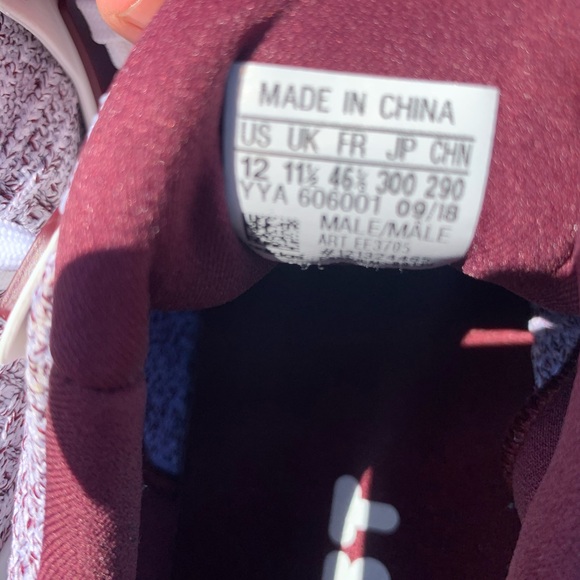 Ultra Boost - Picture 6 of 8